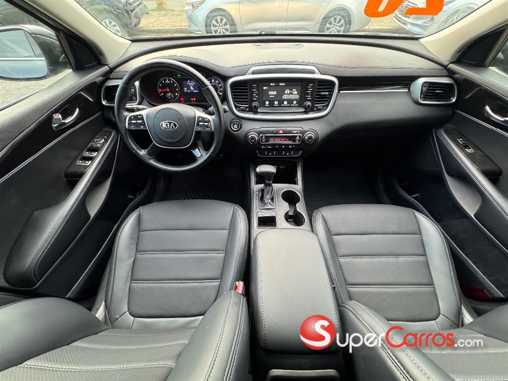 2020 Kia Sorento S — foto 8 / 10