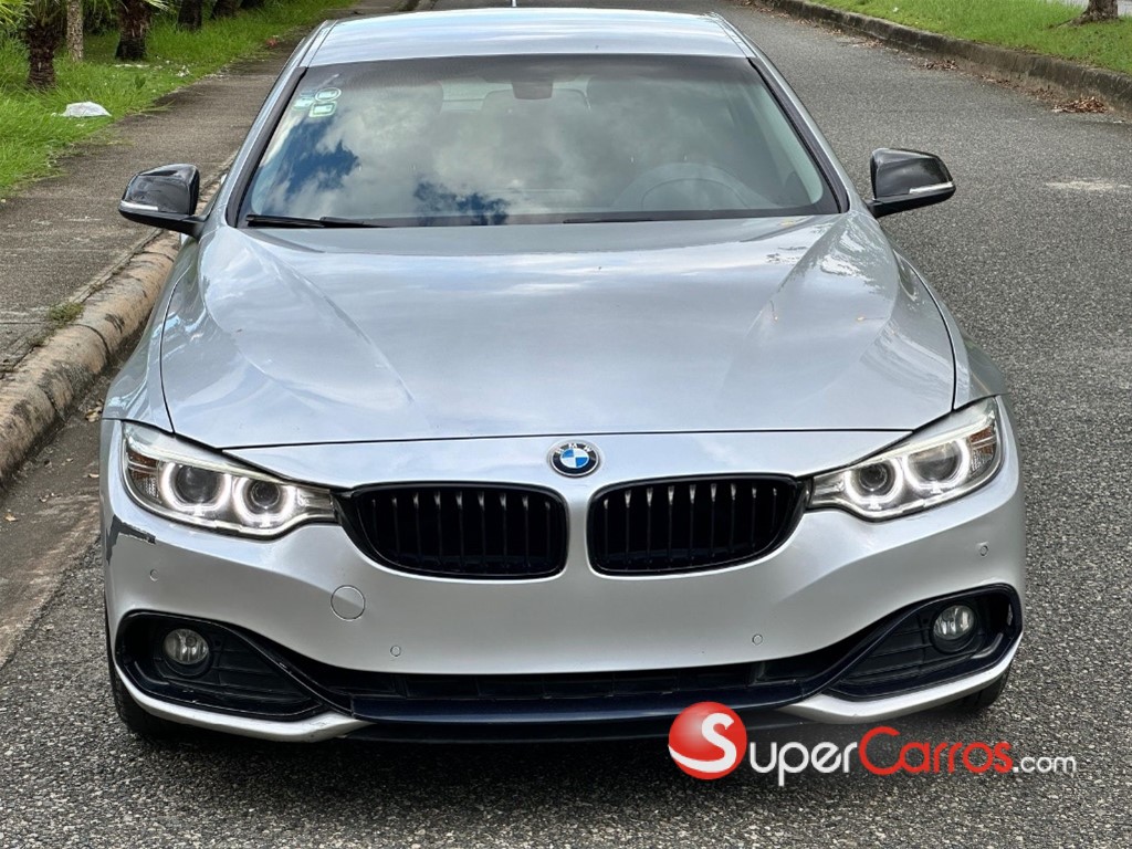 2017 BMW Serie 4 420i Gran Coupe — foto 1 / 10