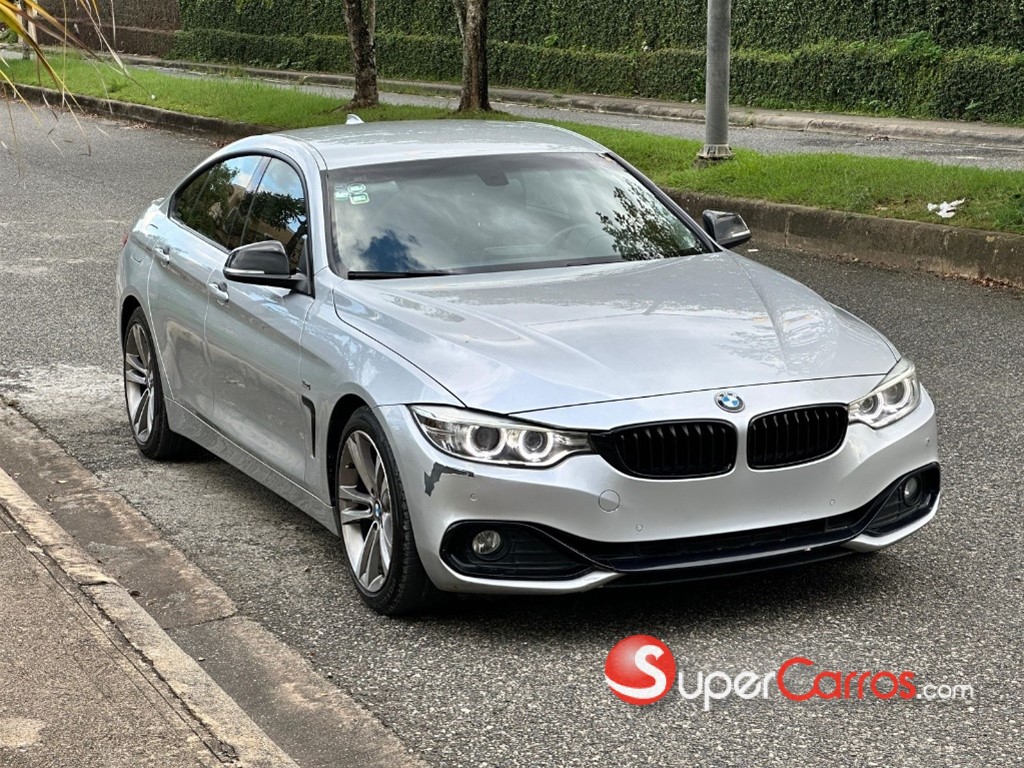 2017 BMW Serie 4 420i Gran Coupe — foto 4 / 10