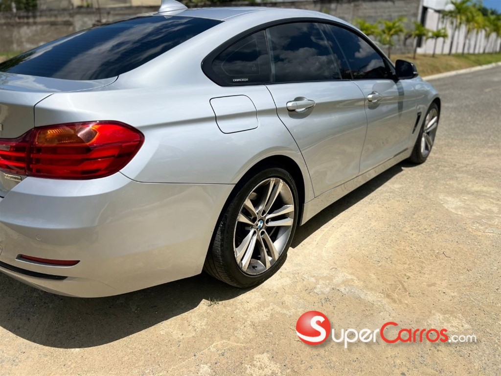 2017 BMW Serie 4 420i Gran Coupe — foto 9 / 10