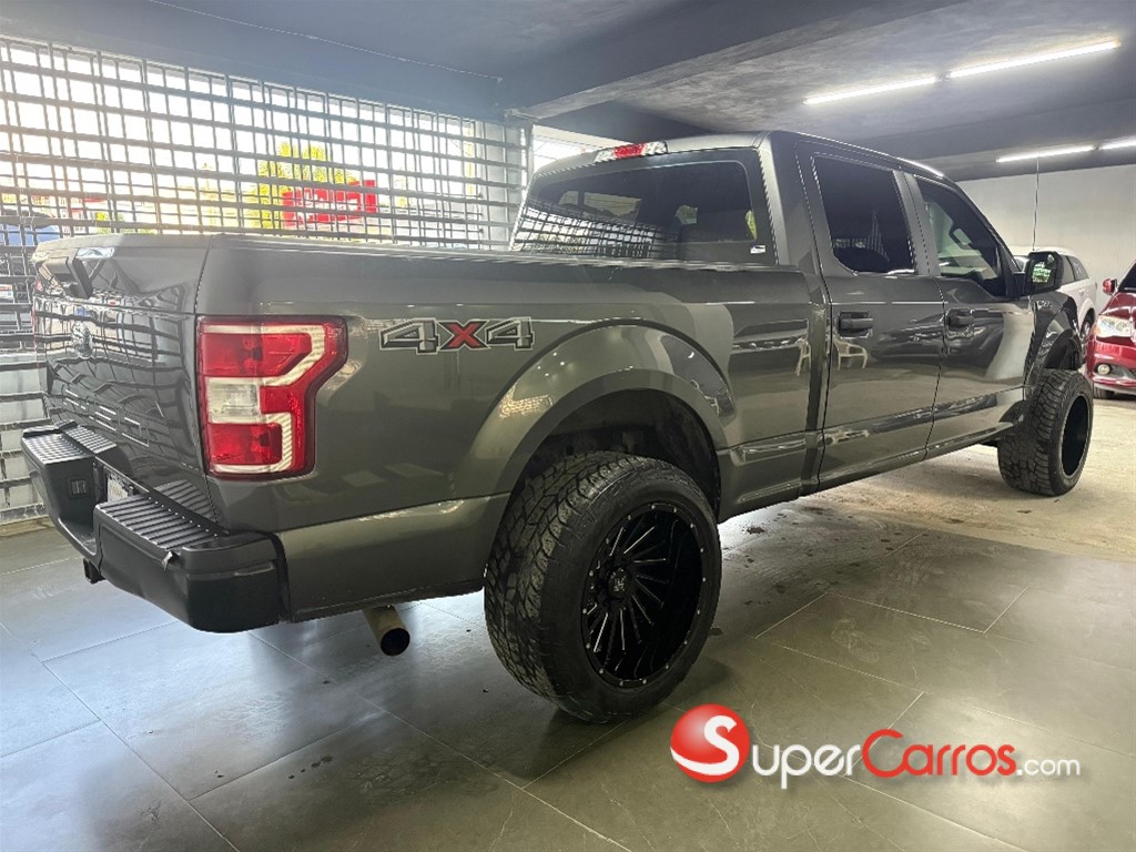 2020 Ford F 150 XL — foto 9 / 10