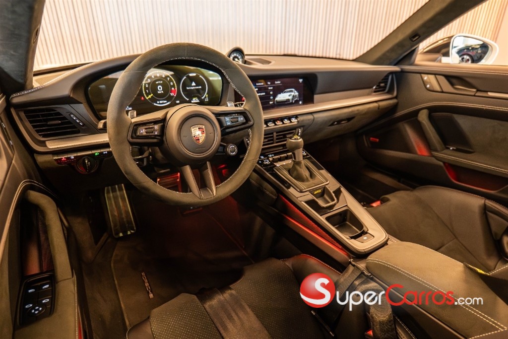 2026 Porsche 911 GT3 — foto 8 / 12