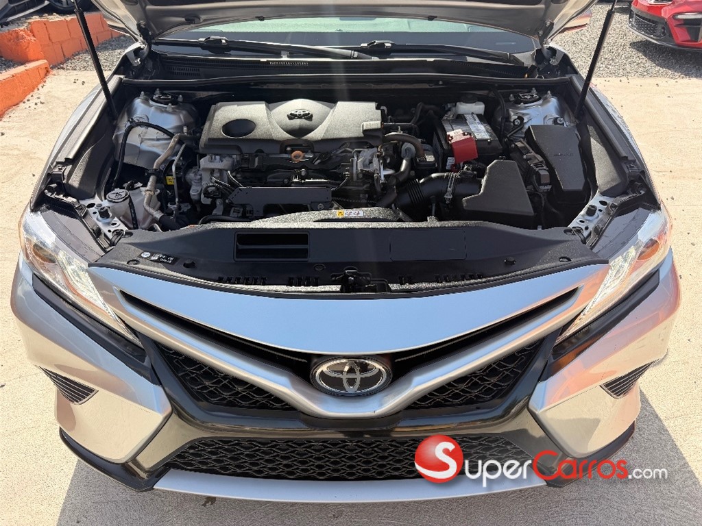 2020 Toyota Camry XSE Special Edition — foto 11 / 11