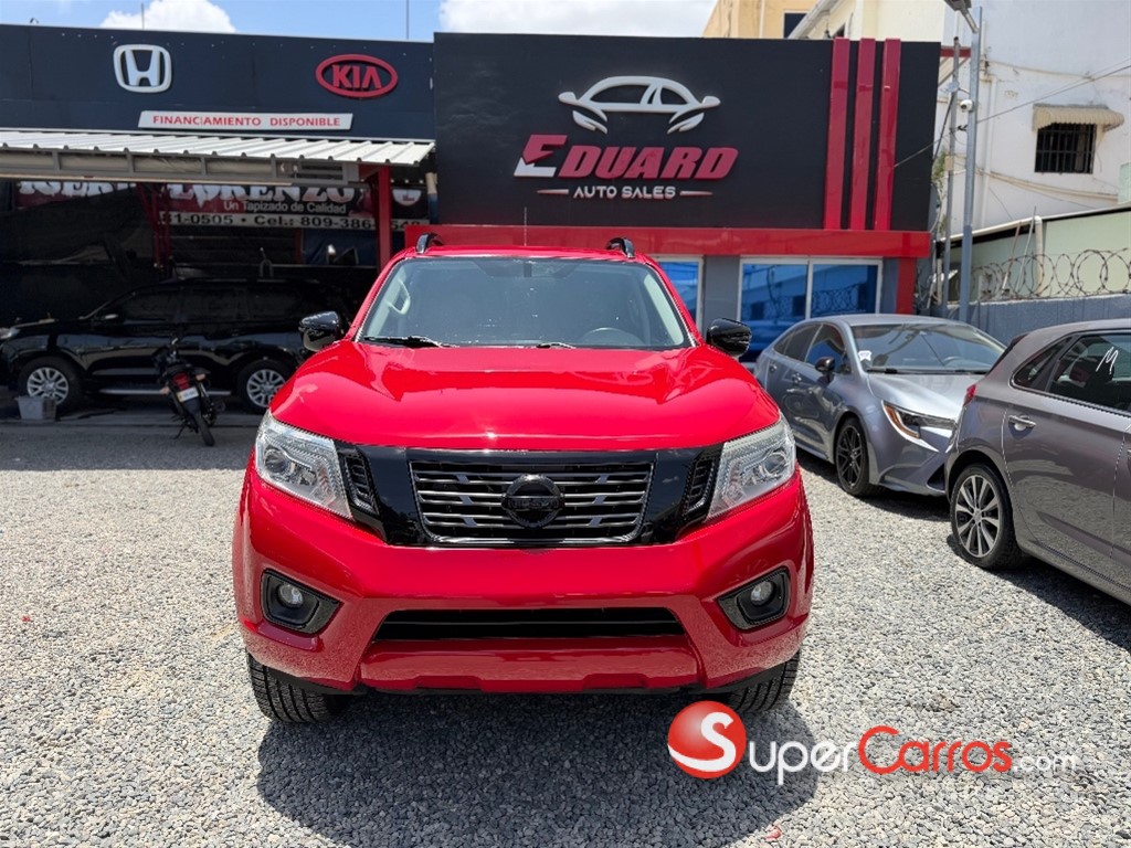 2018 Nissan Frontier LE — foto 2 / 12
