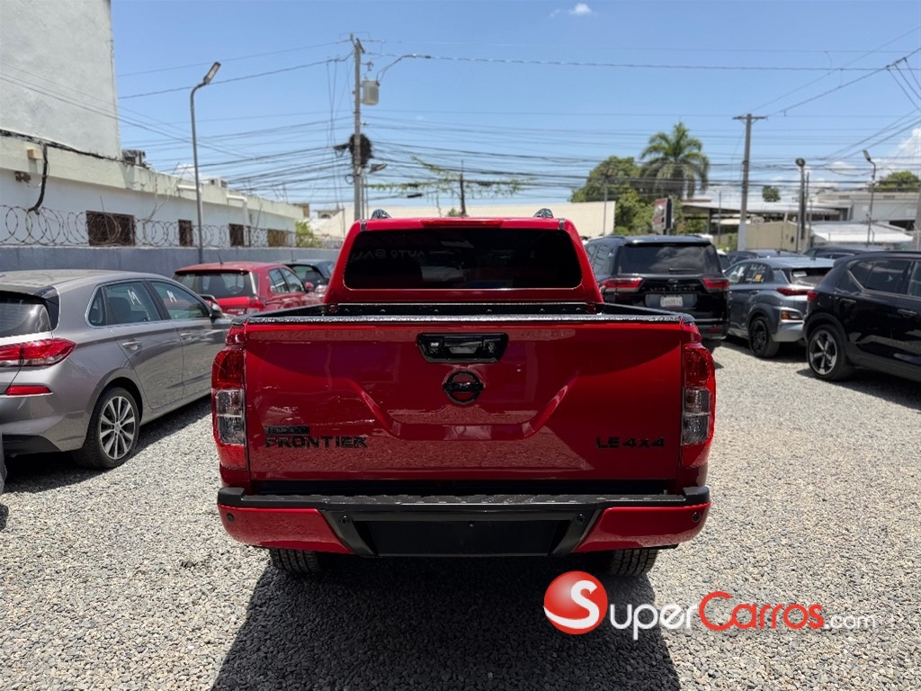 2018 Nissan Frontier LE — foto 11 / 12