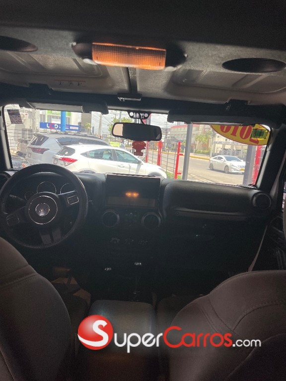 2016 Jeep Wrangler Unlimited Sport — foto 6 / 11