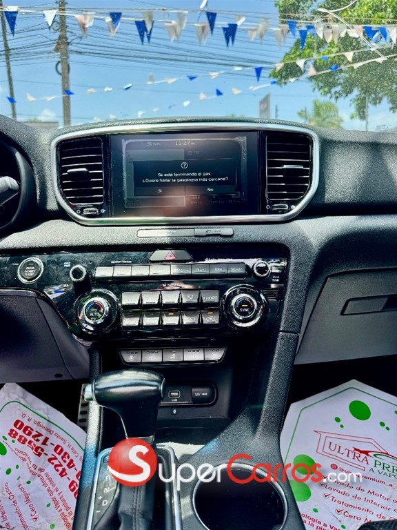 2021 Kia Sportage SX — foto 6 / 12