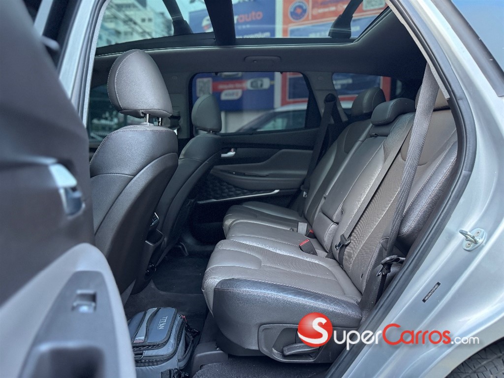 2020 Hyundai Santa Fe Sport 2.0T — foto 8 / 8