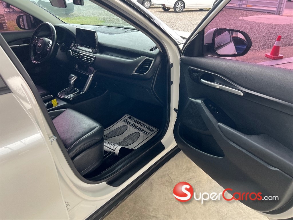 2021 Kia Seltos — foto 7 / 11