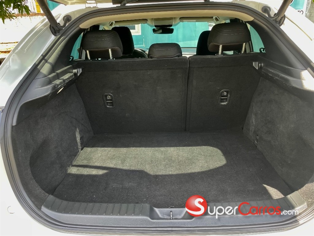 2024 Mazda CX-30 GT — foto 7 / 12