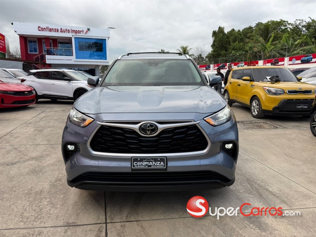 2020 Toyota Highlander XLE — foto 3 / 12