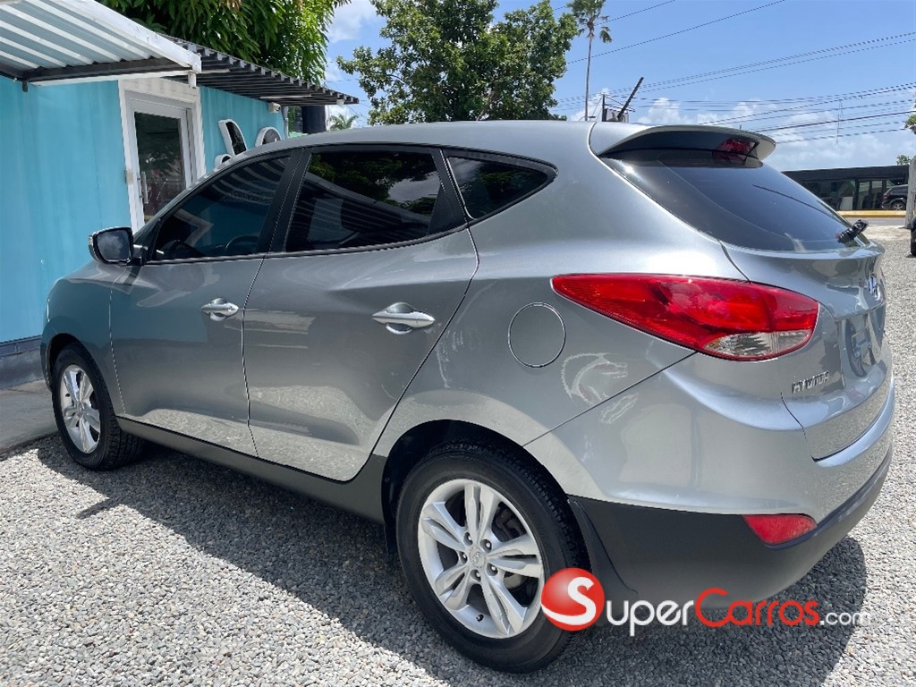 2011 Hyundai Tucson — foto 4 / 12