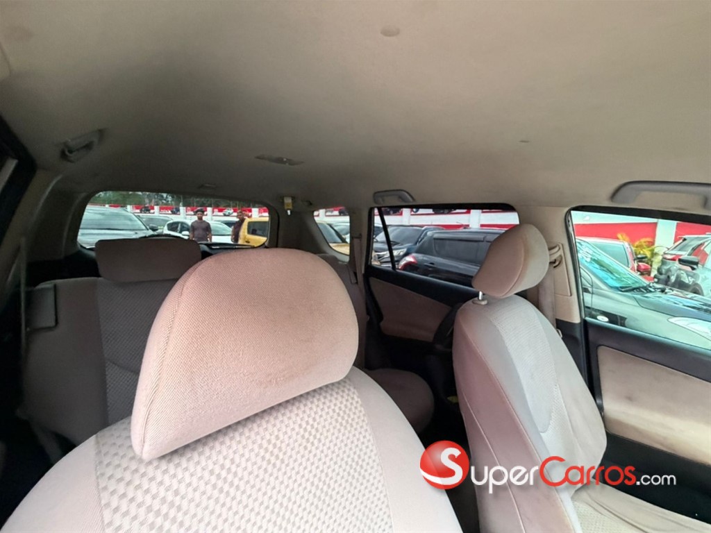 2006 Toyota RAV4 — foto 9 / 9