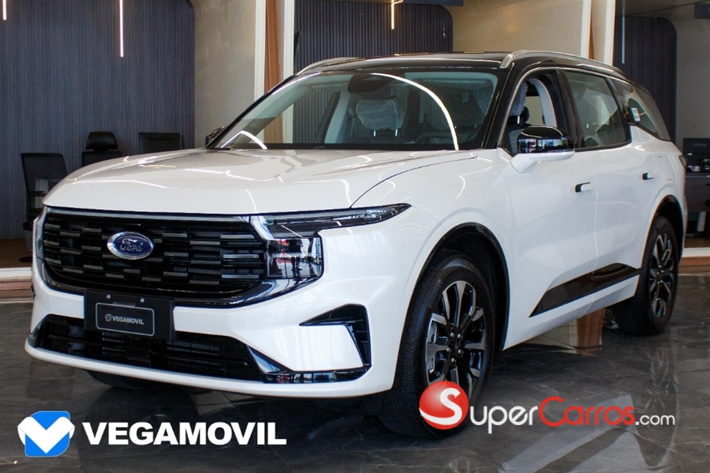 2026 Ford EDGE Titanium