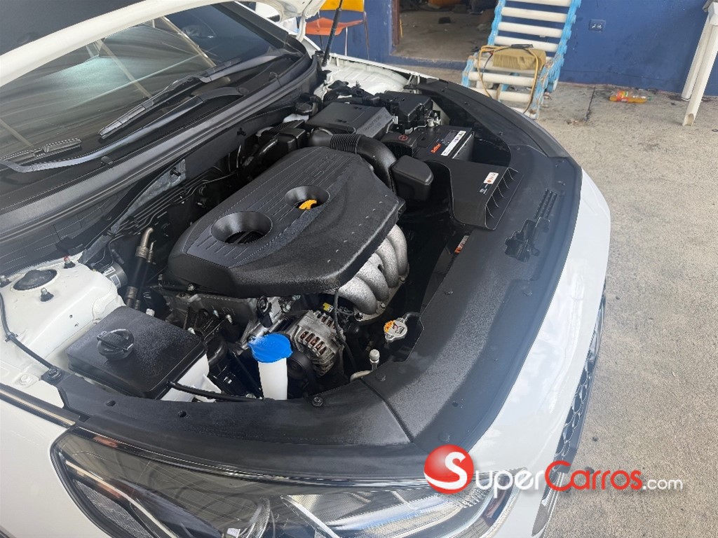 2020 Hyundai Santa Fe SEL — foto 6 / 10