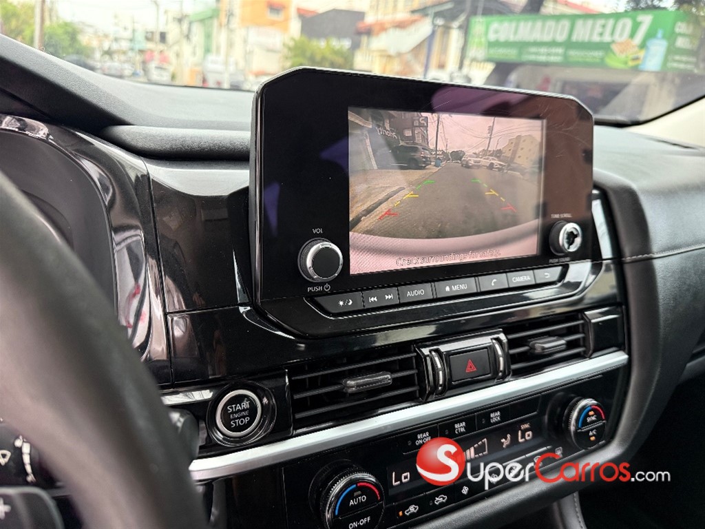 2022 Nissan Pathfinder — foto 10 / 10