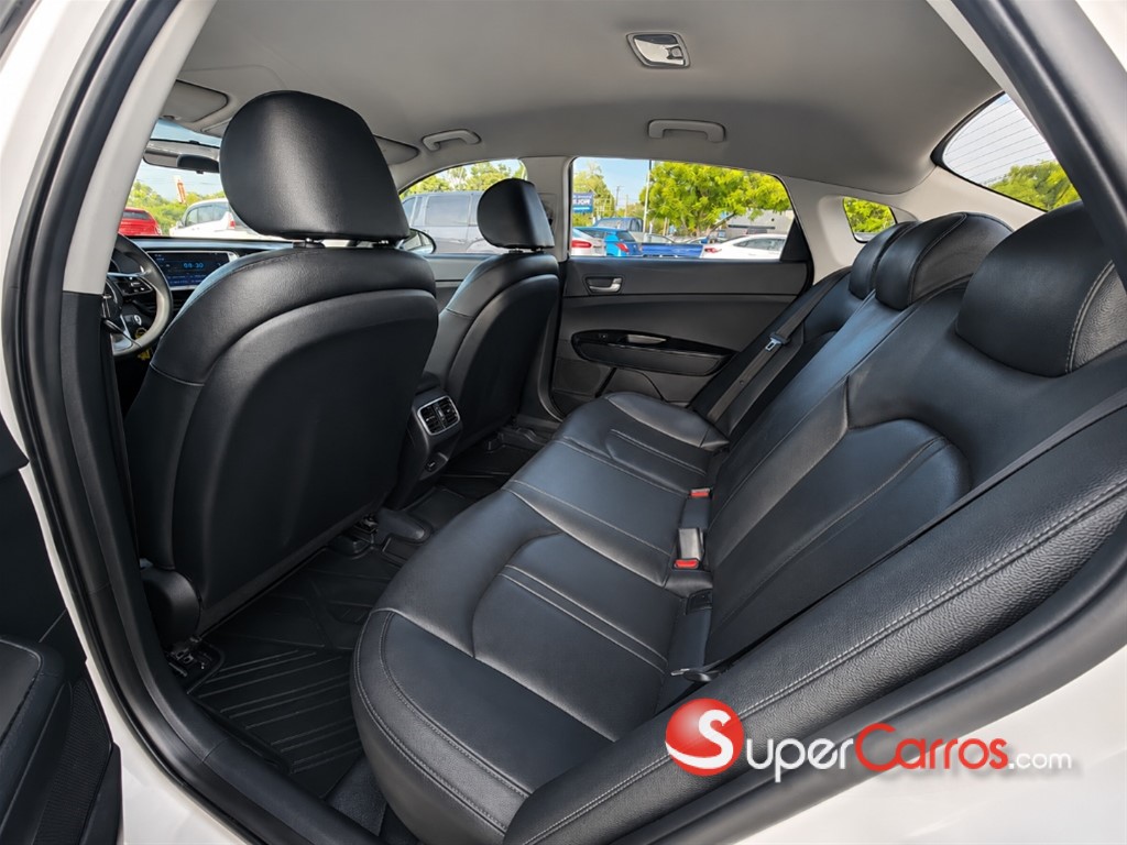 2021 Kia K-5 — foto 6 / 9