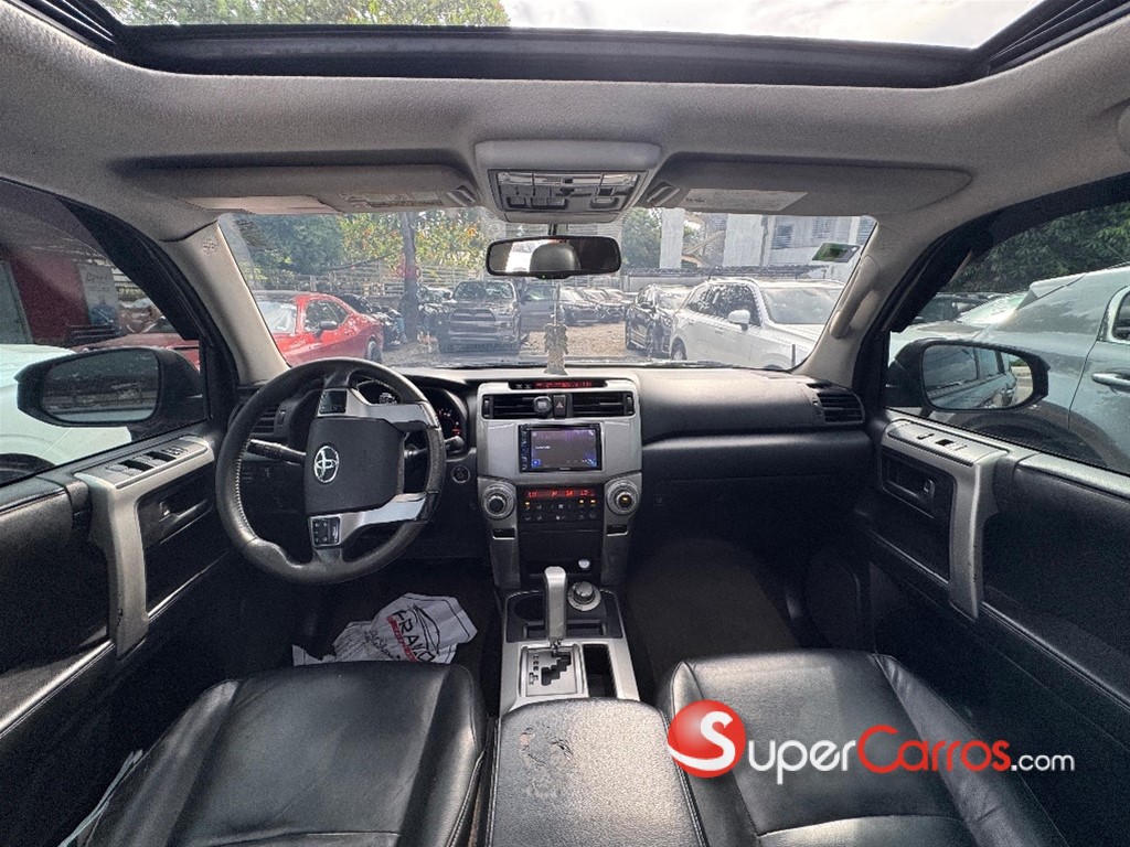 2011 Toyota 4 Runner Limited — foto 9 / 9