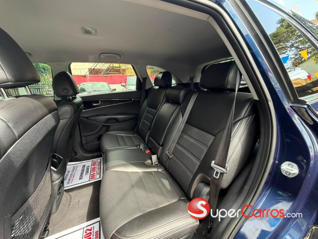 2019 Kia Sorento LX — foto 9 / 11