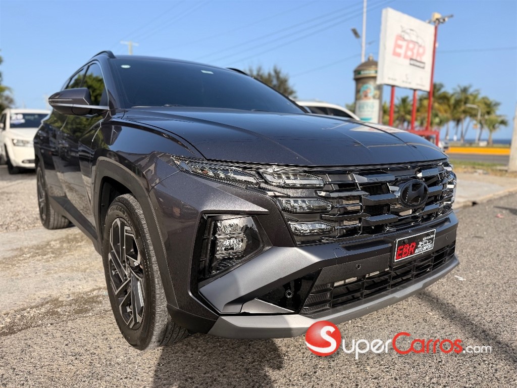 2025 Hyundai Tucson Signature — foto 2 / 9