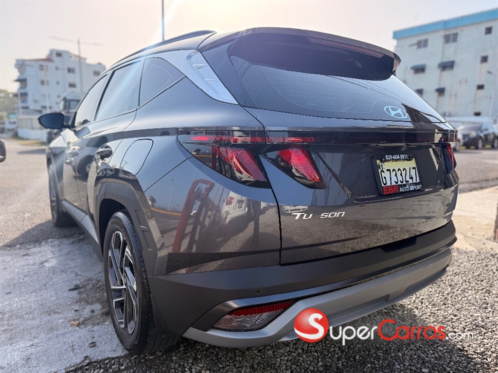 2025 Hyundai Tucson Signature — foto 4 / 9