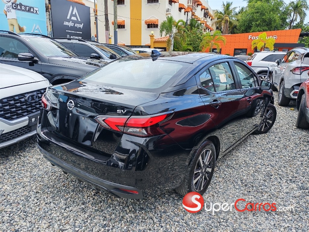 2020 Nissan Versa SV — foto 5 / 7