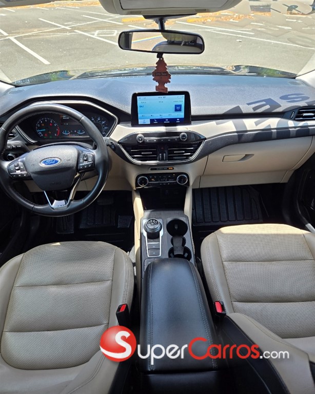 2022 Ford Escape SEL — foto 9 / 12