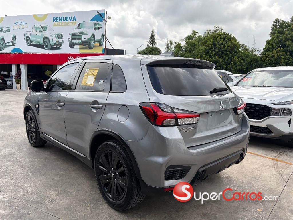 2021 Mitsubishi Motors Outlander Sport — foto 4 / 9