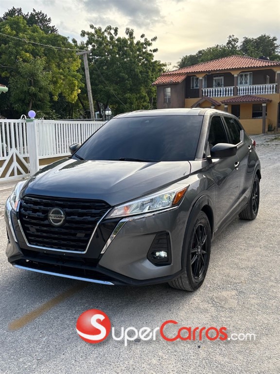 2021 Nissan Kicks SV