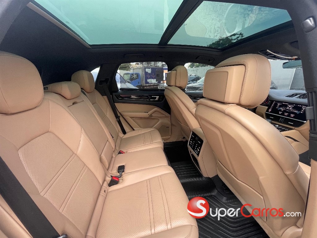 2021 Porsche Cayenne — foto 3 / 11