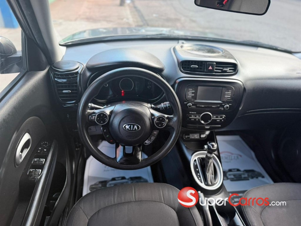2017 Kia Soul Plus — foto 8 / 10