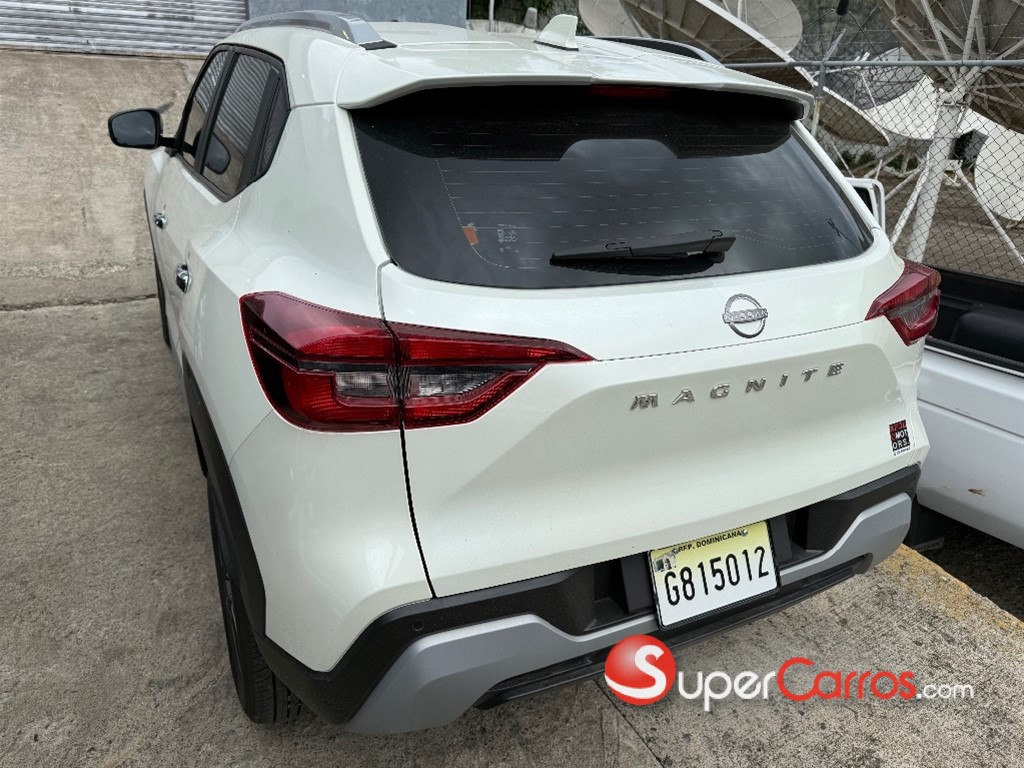 2026 Nissan Magnite Advanced — foto 11 / 12