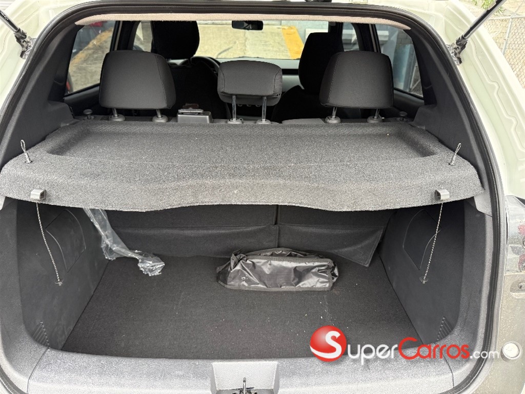 2026 Nissan Magnite Advanced — foto 12 / 12