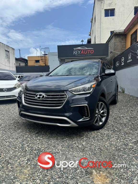 2018 Hyundai Grand Santa Fe