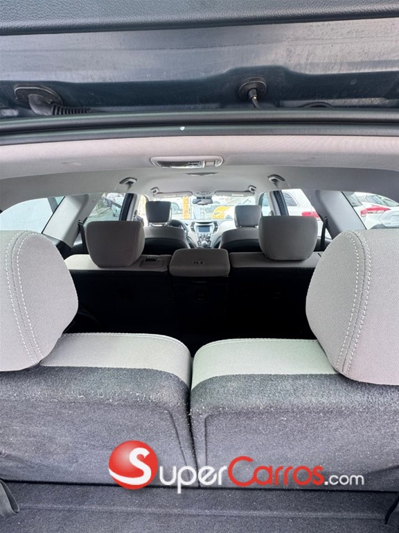 2018 Hyundai Grand Santa Fe — foto 10 / 10
