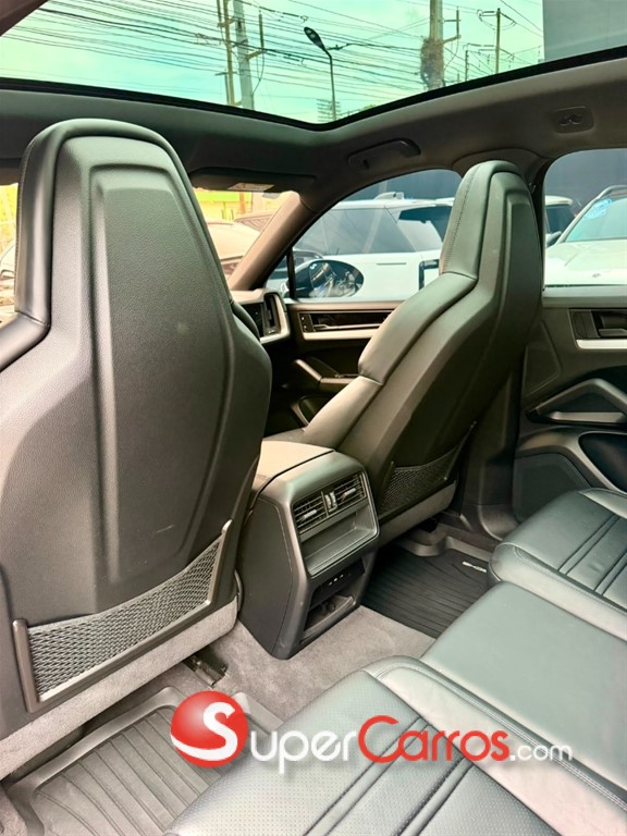 2024 Porsche Cayenne Coupe — foto 7 / 10