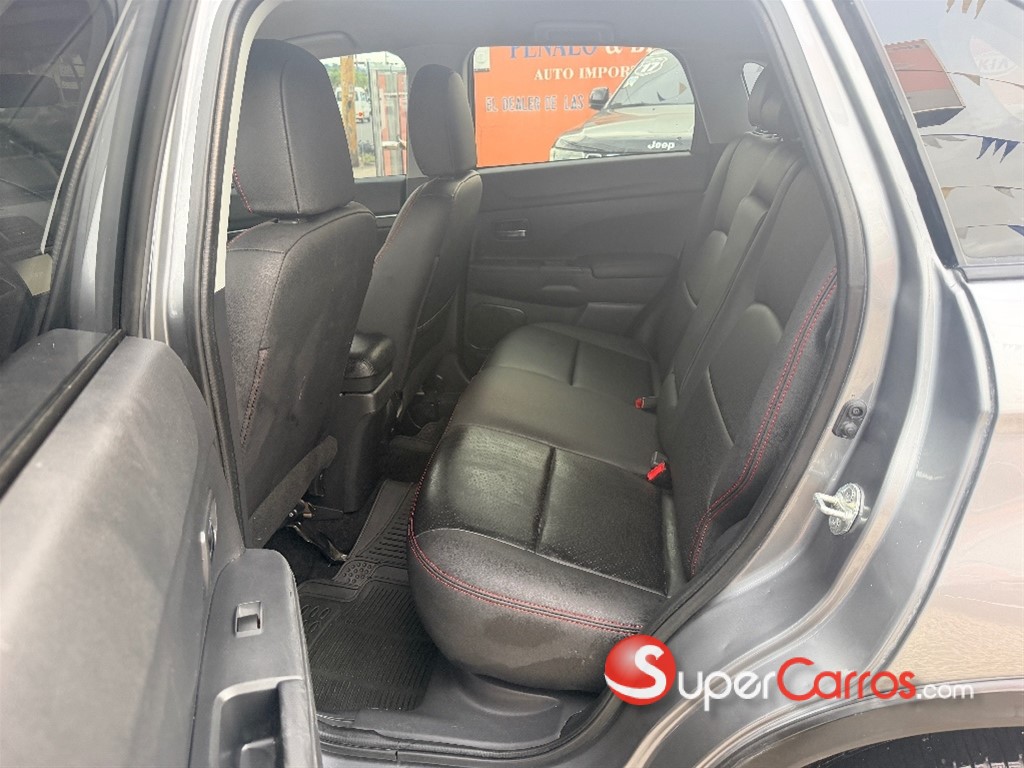 2019 Mitsubishi Motors Outlander Sport — foto 8 / 10