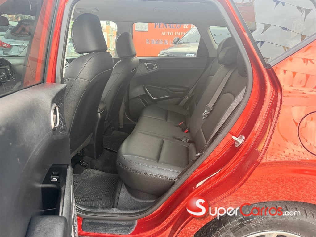 2021 Kia Soul S — foto 8 / 10
