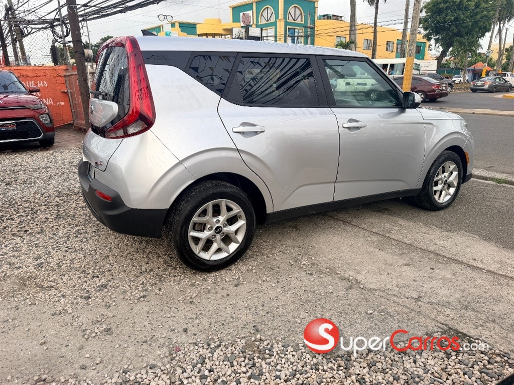 2020 Kia Soul S — foto 6 / 10