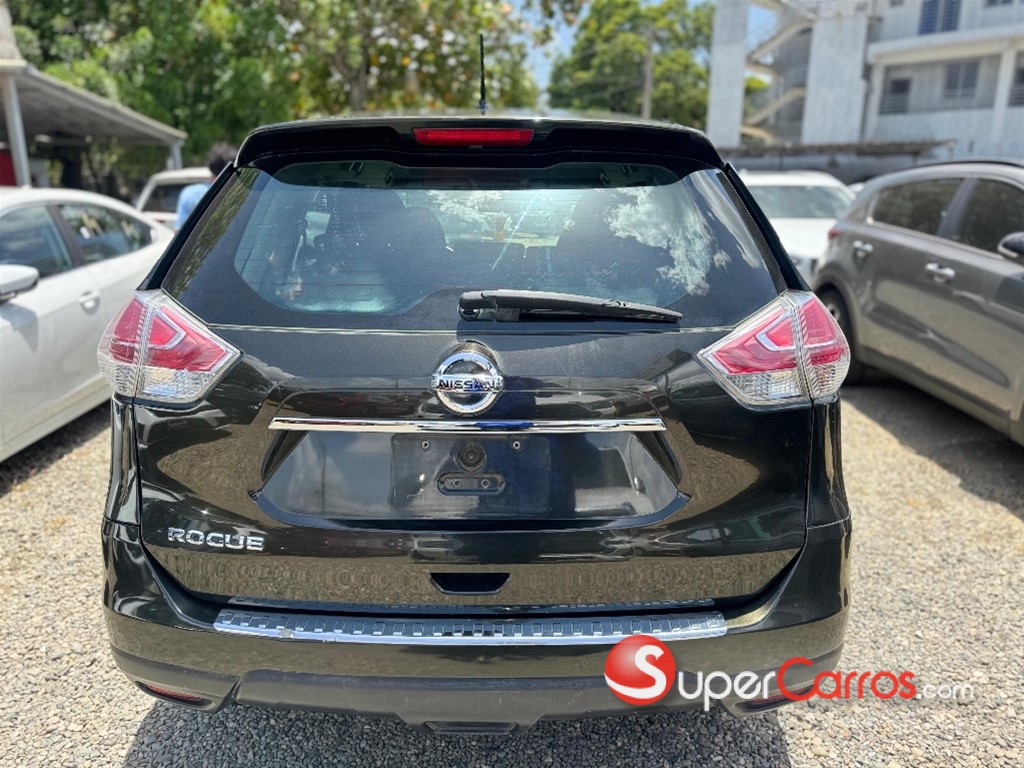 2015 Nissan Rogue S — foto 5 / 10