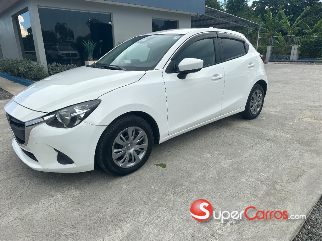2020 Mazda Demio — foto 2 / 9