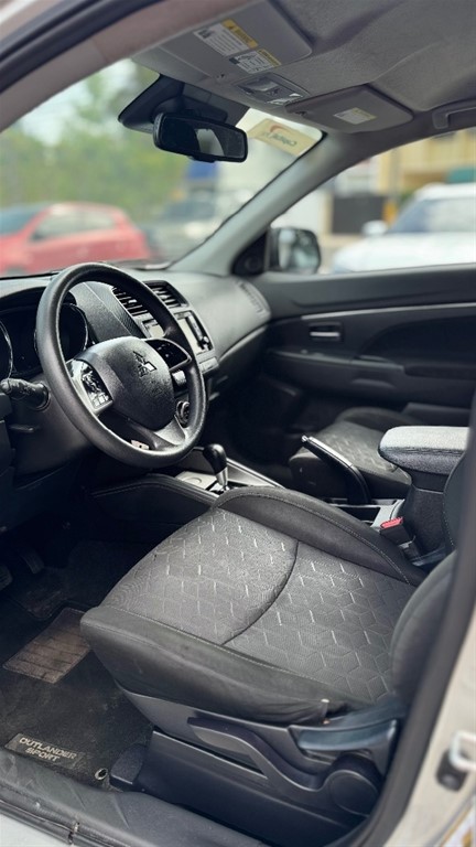 2021 Mitsubishi Motors Outlander — foto 6 / 9