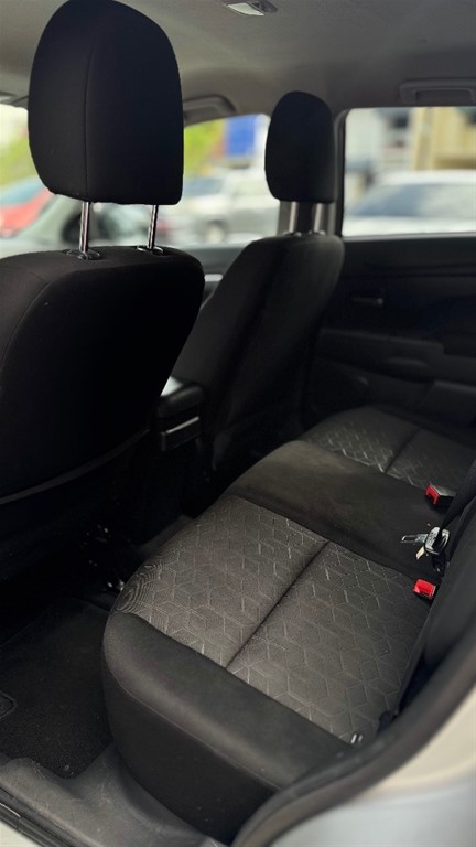 2021 Mitsubishi Motors Outlander — foto 7 / 9