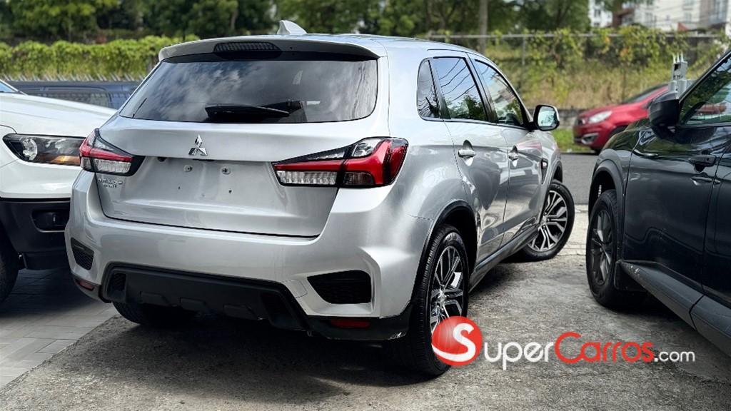 2021 Mitsubishi Motors Outlander — foto 8 / 9