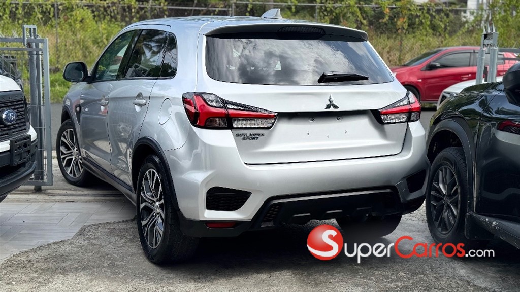 2021 Mitsubishi Motors Outlander — foto 9 / 9