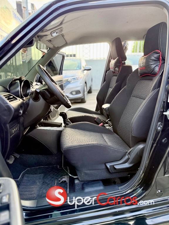 2018 Suzuki Swift RS Sport — foto 5 / 12