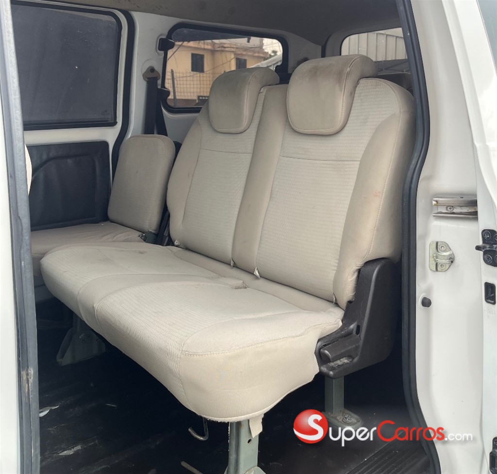2023 Chevrolet N400 Pasajeros — foto 8 / 10