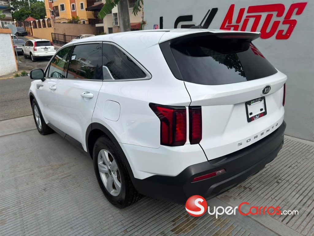 2021 Kia Sorento LX — foto 4 / 12
