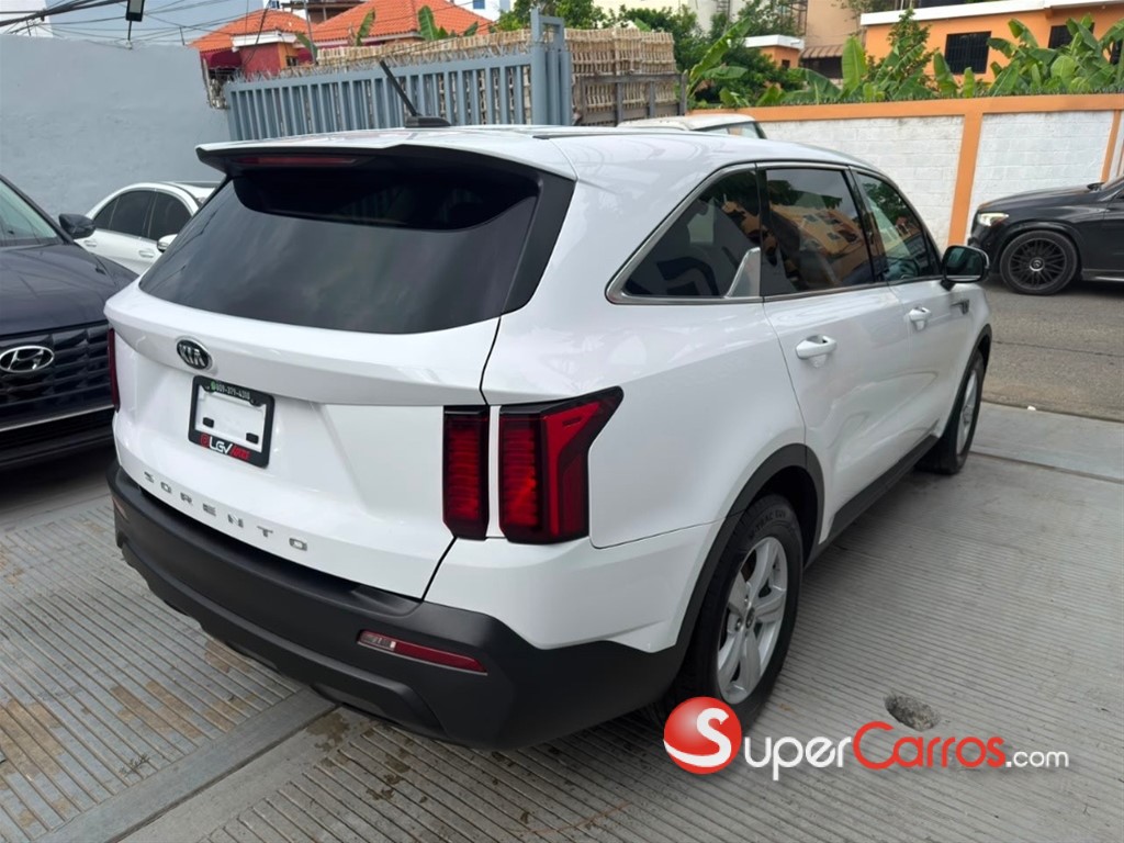 2021 Kia Sorento LX — foto 5 / 12