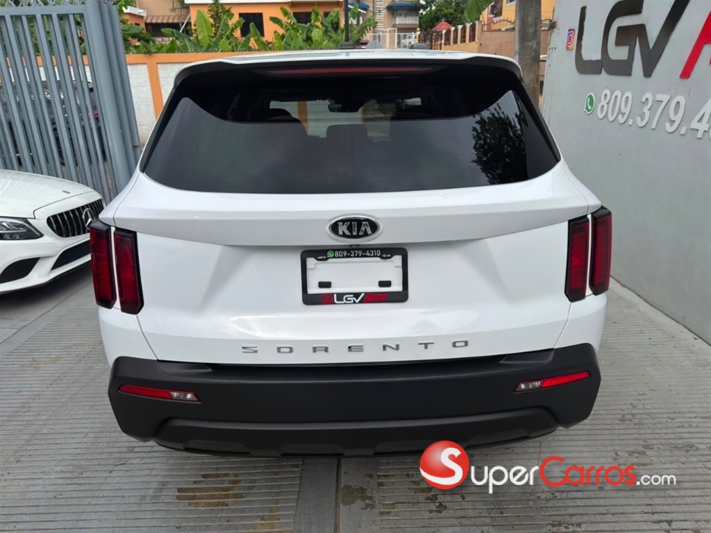 2021 Kia Sorento LX — foto 6 / 12